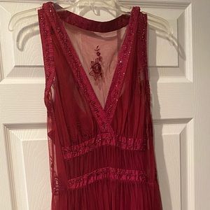 STUNNING! Lace Red Dress